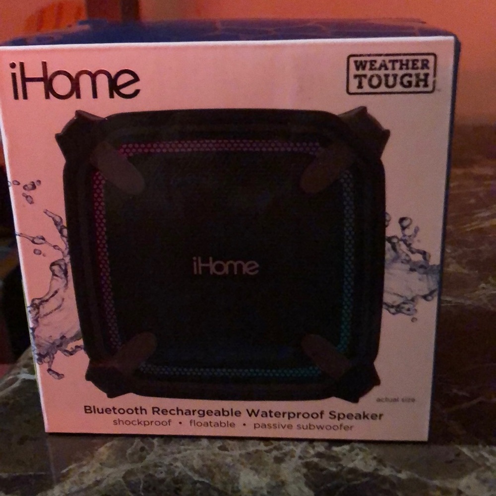 IHome speaker brand new and unopened